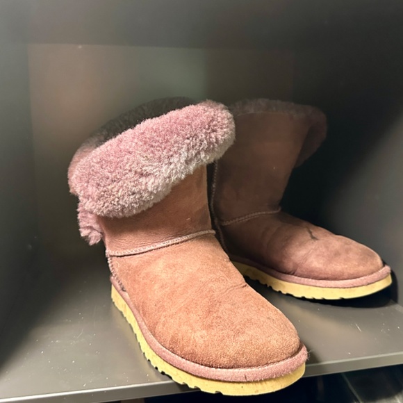 Eggplant Ugg Boots Size 7 - Picture 2 of 5